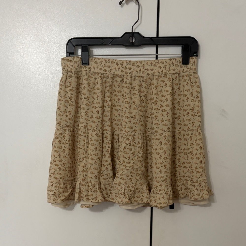 American Eagle Outfitters Tan Floral Mini Skirt